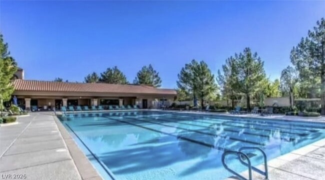 Building Photo - 2628 Highvale Dr