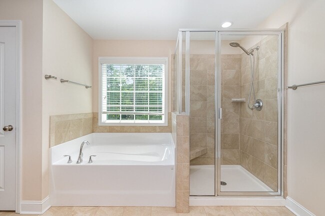 Building Photo - Gorgeous 5BR 3BA Home in Colfax