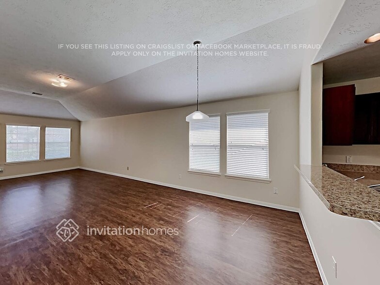 Building Photo - 1123 S Teal Estates Cir