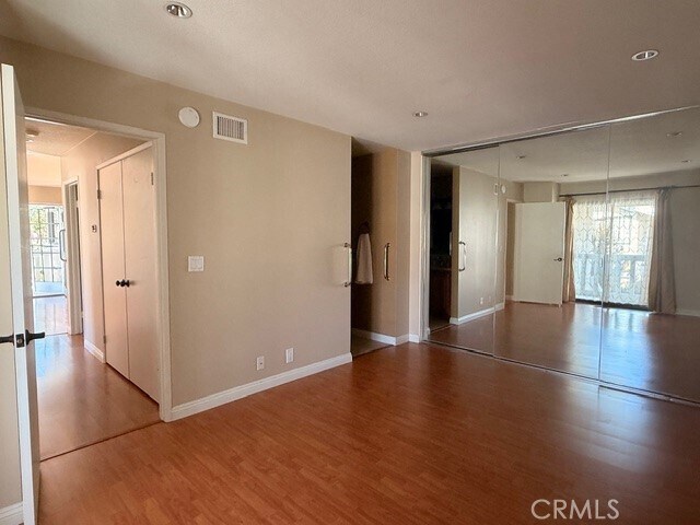 Building Photo - 217 Tarocco