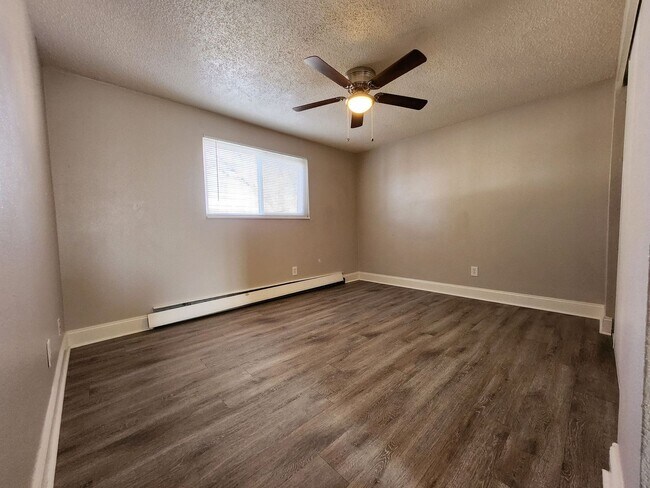 Building Photo - 7145 Alegre Cir