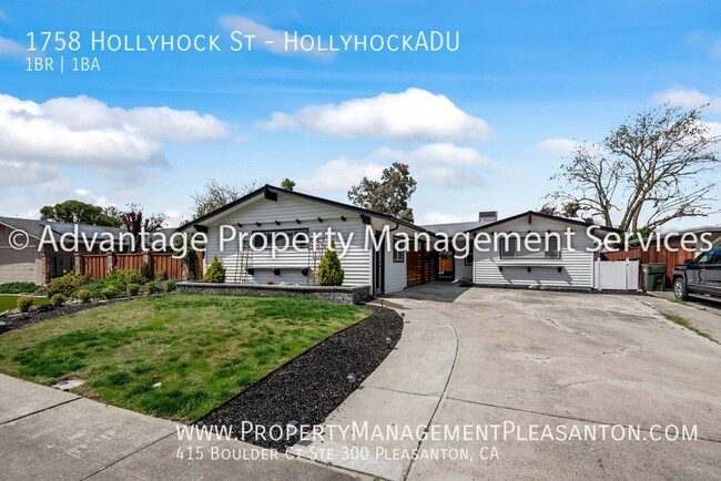 Primary Photo - 1758 Hollyhock St