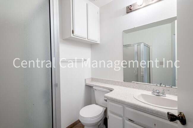 Building Photo - 4207 Eton St