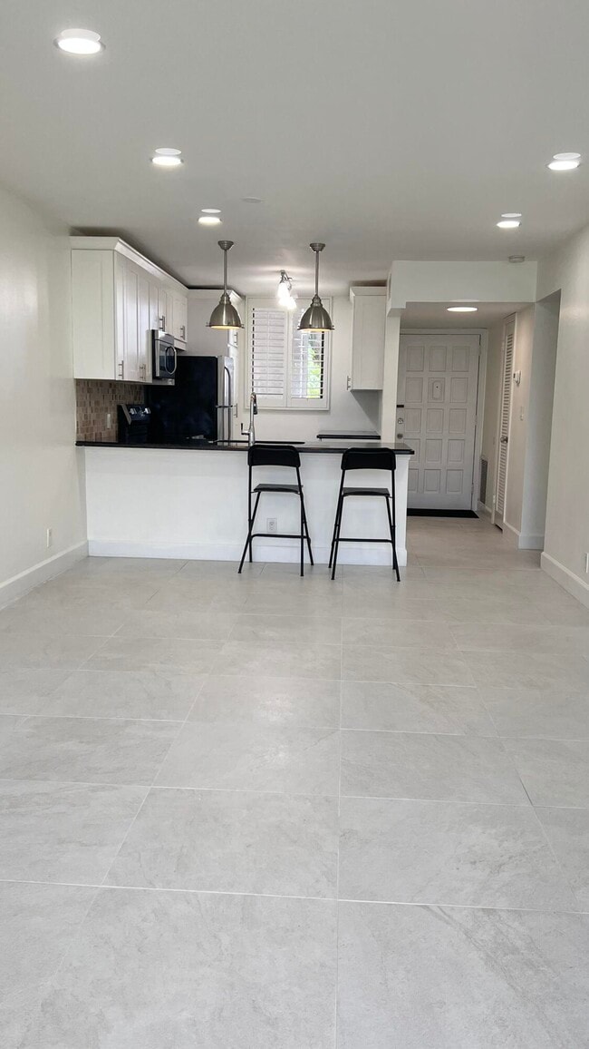 Building Photo - 4381 Trevi Ct