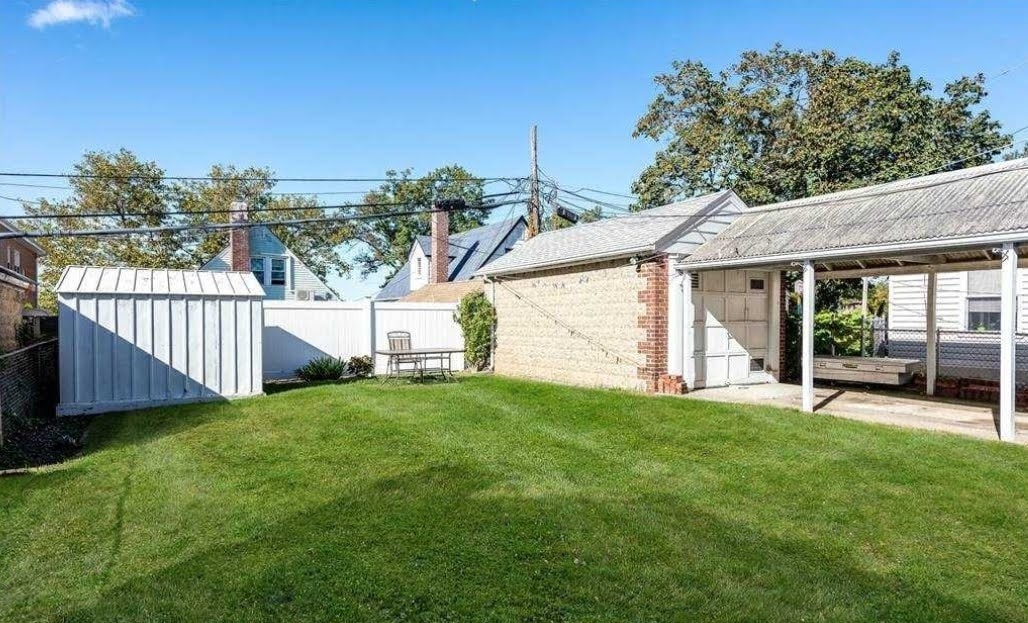 Backyard, Garage - 4806 187th St