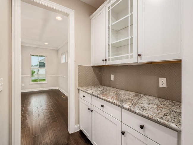 Building Photo - 6783 Corna Ct