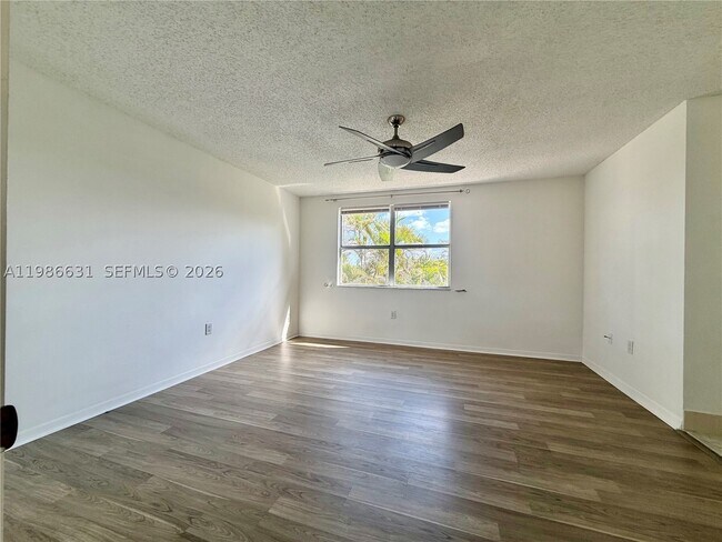 Building Photo - 12619 NW 11th Pl