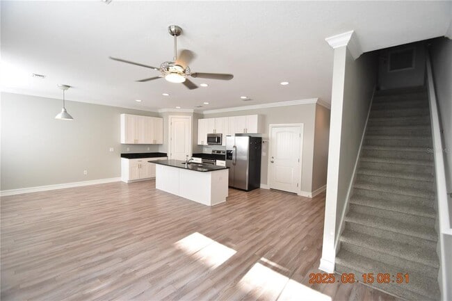 Building Photo - 6921 Interbay Blvd