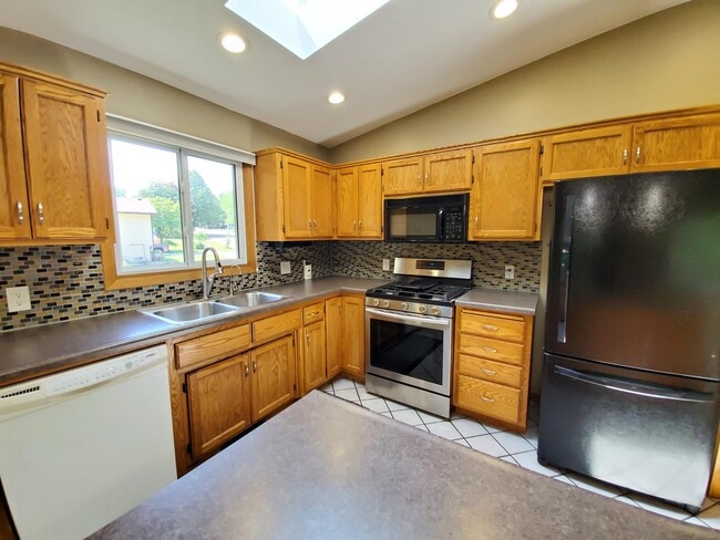 Building Photo - 4434 4th St NW