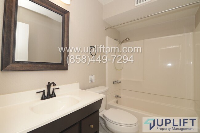 Building Photo - Stunning Home in Granite Hills! 3 Bed plus...