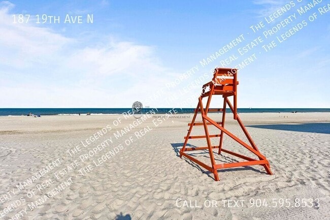 Building Photo - 187 19th Ave N