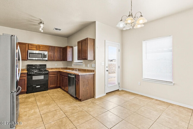 Building Photo - 7237 Jericho Tree Dr