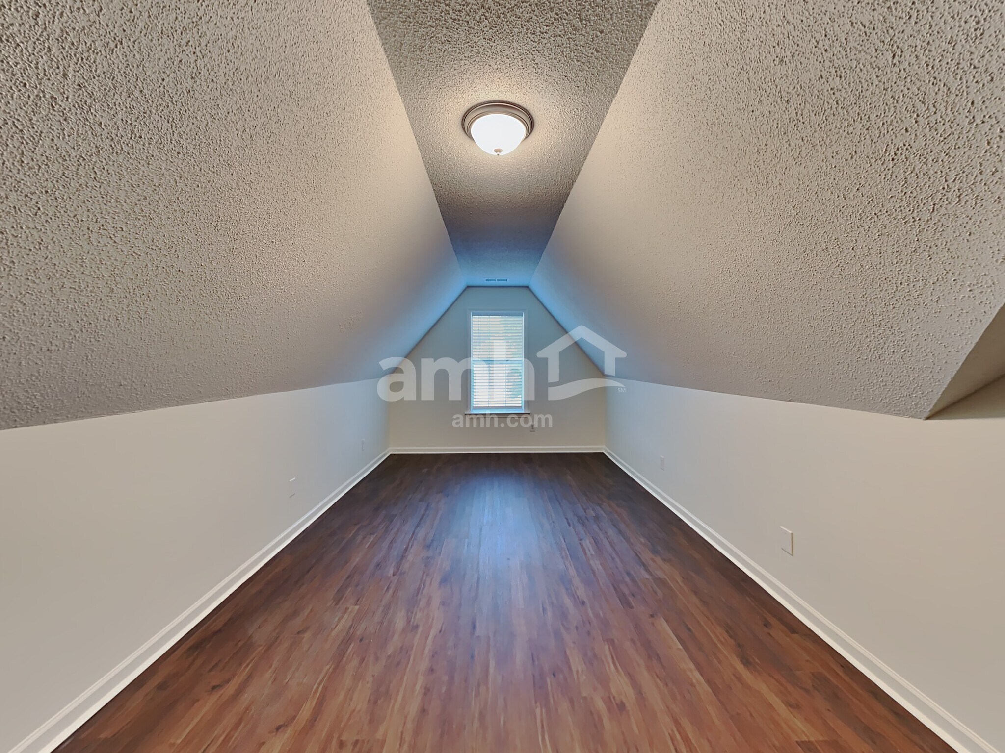Building Photo - 1315 Chatman Cove