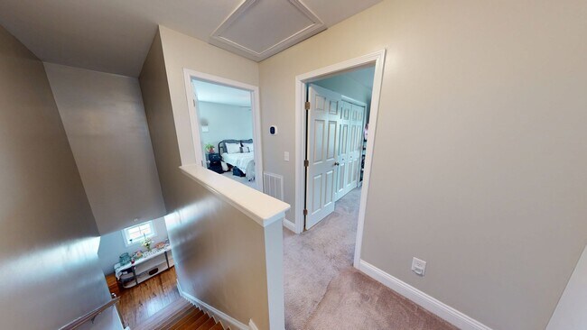 Building Photo - $500 OFF 1st Month's Rent if Leased by 07/...