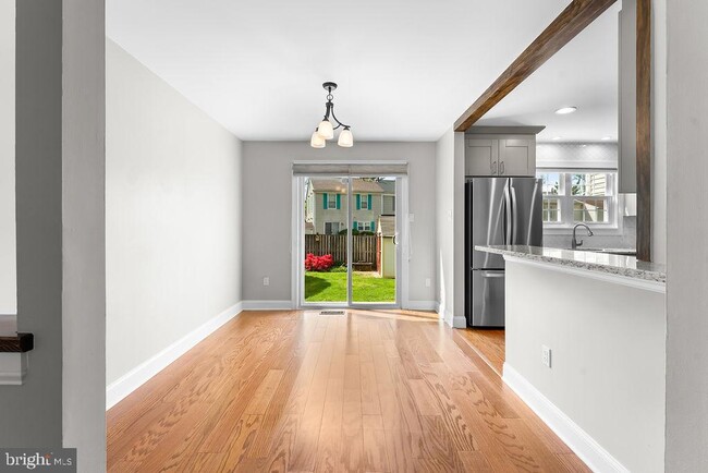 Building Photo - 17429 Gallagher Way