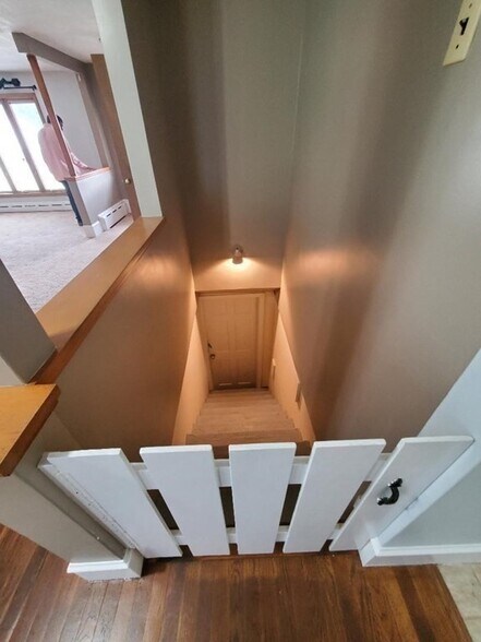 Building Photo - 107 Davis Rd