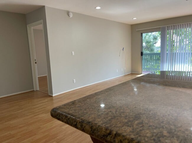 Building Photo - 412 N Bellflower Blvd