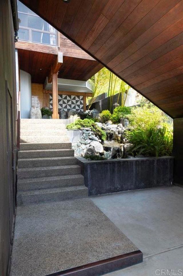 Building Photo - 13069 Via Latina