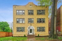 Building Photo - 210 Magnolia St