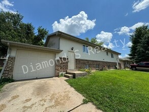 Building Photo - 1204 Flora St