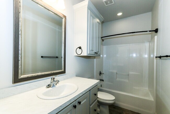 Building Photo - 2518 111th St