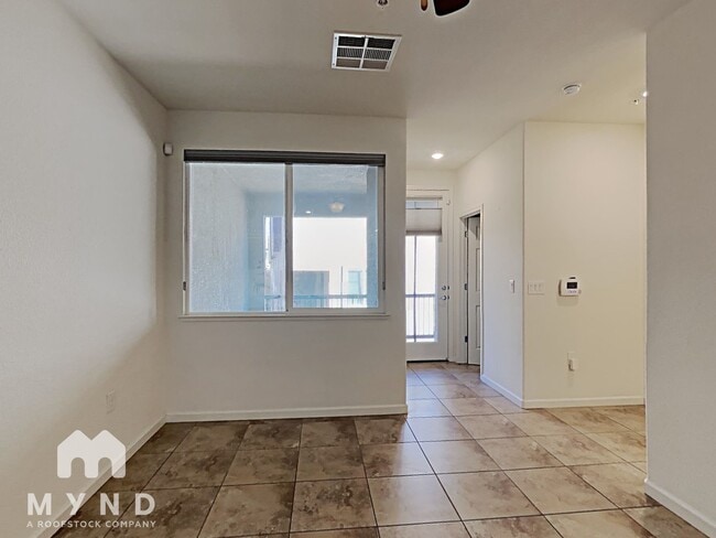 Building Photo - 2988 Silver River Ln