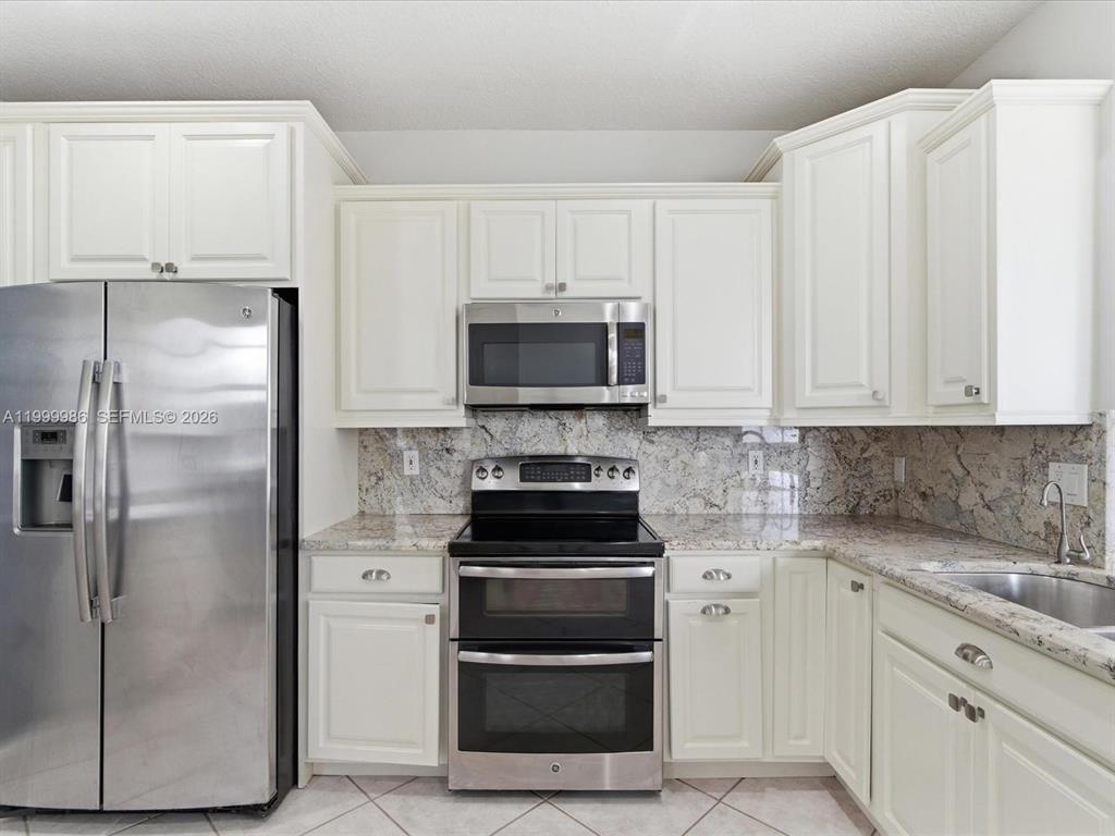 Building Photo - 3776 San Simeon Cir