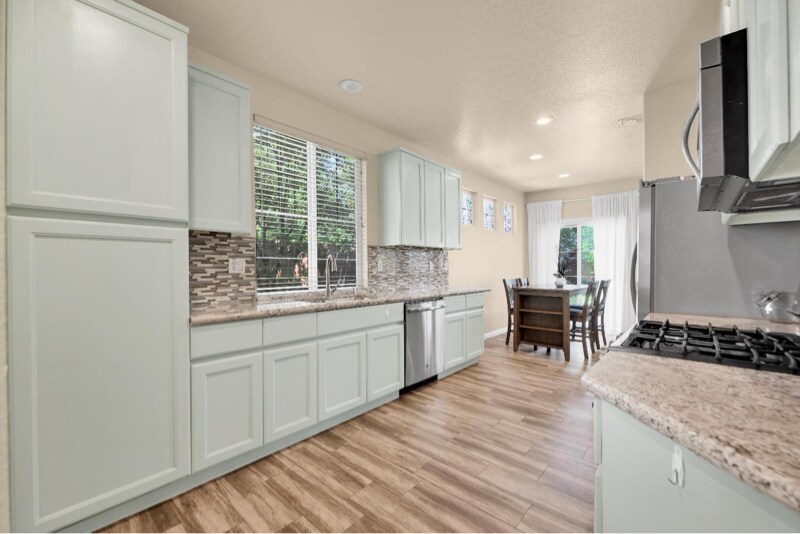 Building Photo - 3355 Seymour Ct