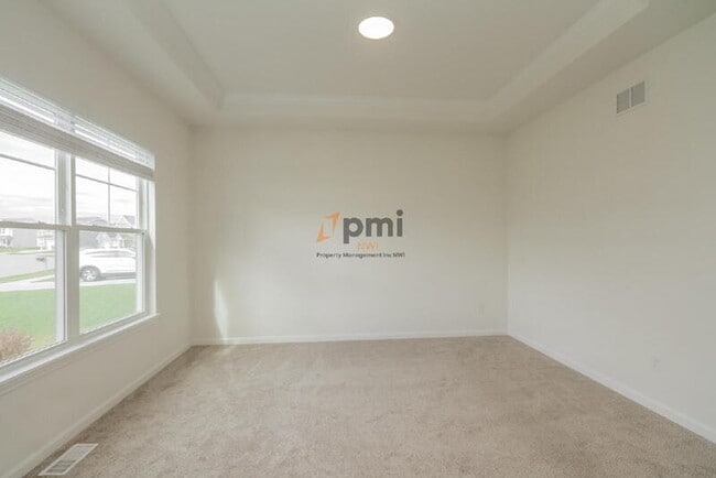 Building Photo - 6643 Prairie Rose Dr
