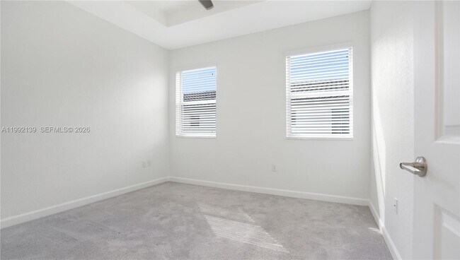 Building Photo - 2676 SE 12th St