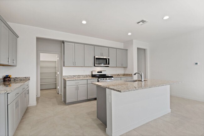 Building Photo - 13276 N Jessett Ln
