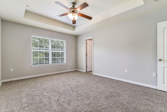 Building Photo - 124 Peoria Blvd