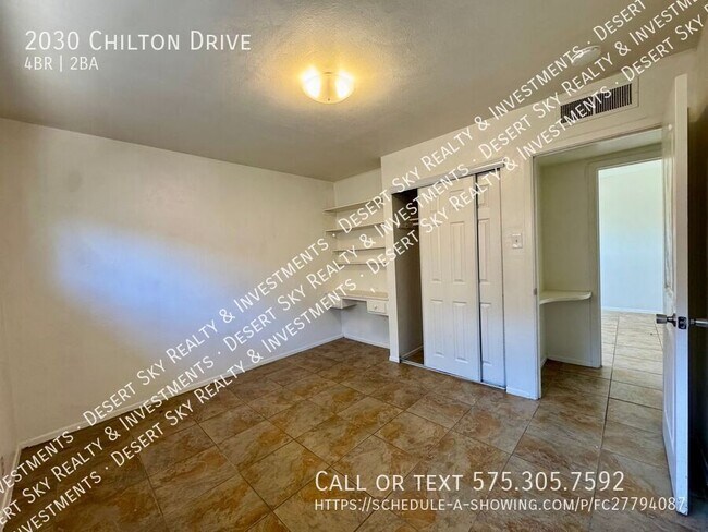 Building Photo - 2030 Chilton Dr