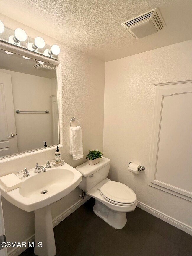 Building Photo - 2659 Capella Way