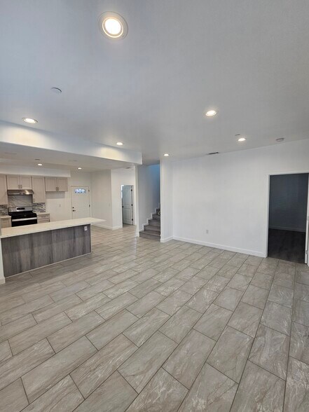 Building Photo - 3832 Temple City Blvd