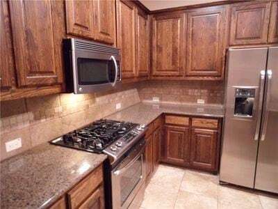 Building Photo - 5321 Locust Dr