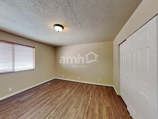 Building Photo - 4716 S 3950 W