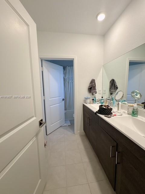 Building Photo - 804 SE 18th St