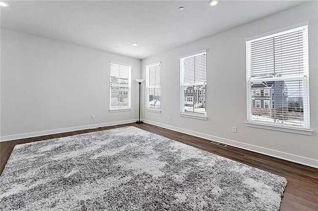 Building Photo - 191 Moyer Hill Dr