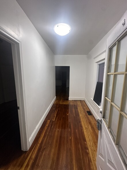 Hallway - 1107 Wallis Ave
