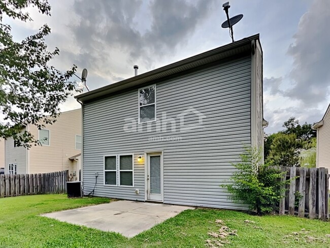 Building Photo - 15709 Lakepoint Forest Dr