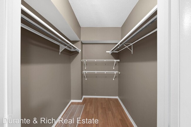 Building Photo - 2 br, 2 bath House - 1738 Chicago Avenue