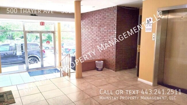 Building Photo - 500 Thayer Ave