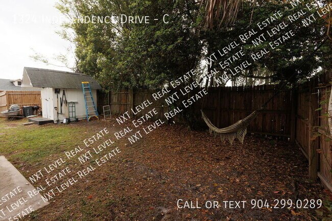 Building Photo - 1324 Independence Dr