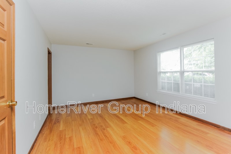 Building Photo - 108 Camelia Ct