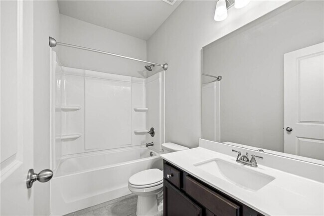 Building Photo - 2502 Pearl Rdg Trce