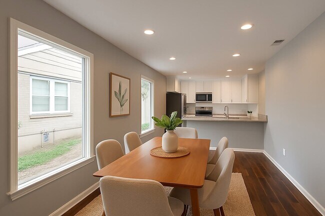 Building Photo - 3573 Galloway Ave