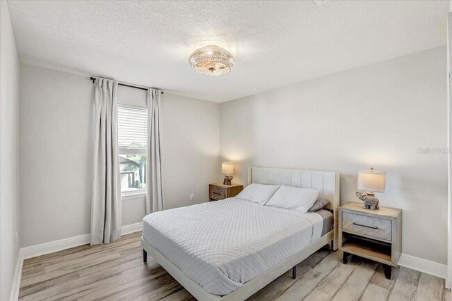 Building Photo - 11909 Bahia Valley Dr