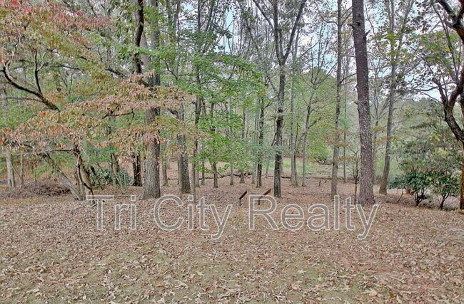 Building Photo - 150 Drennan Dr