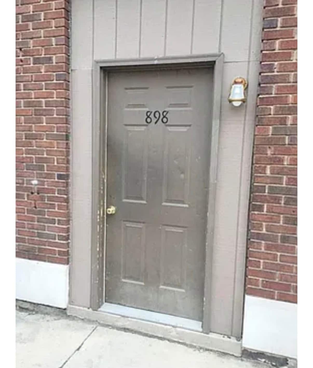 Building Photo - 896 29th St